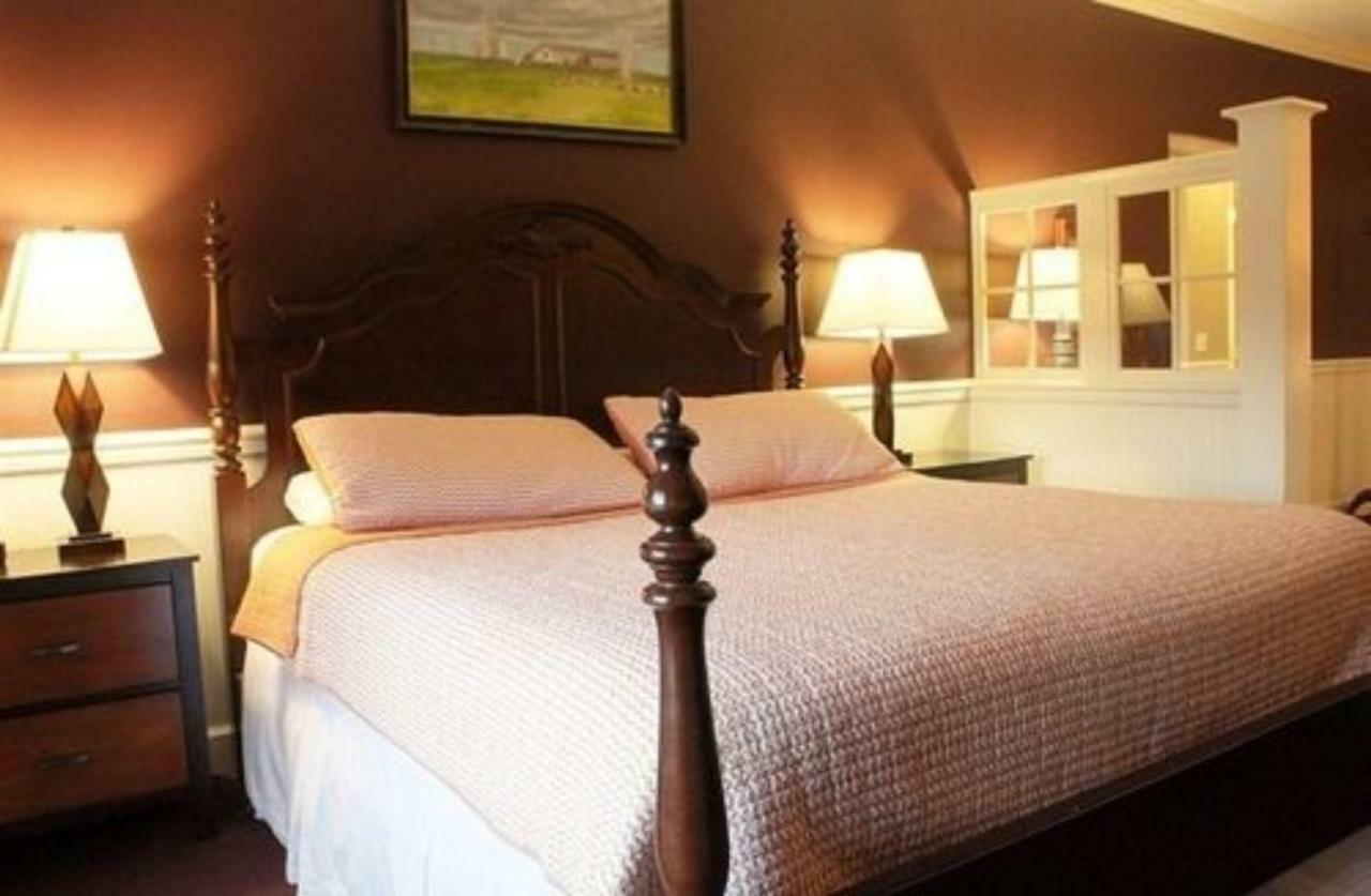 County Clare Inn Μιλγουόκι Εξωτερικό φωτογραφία